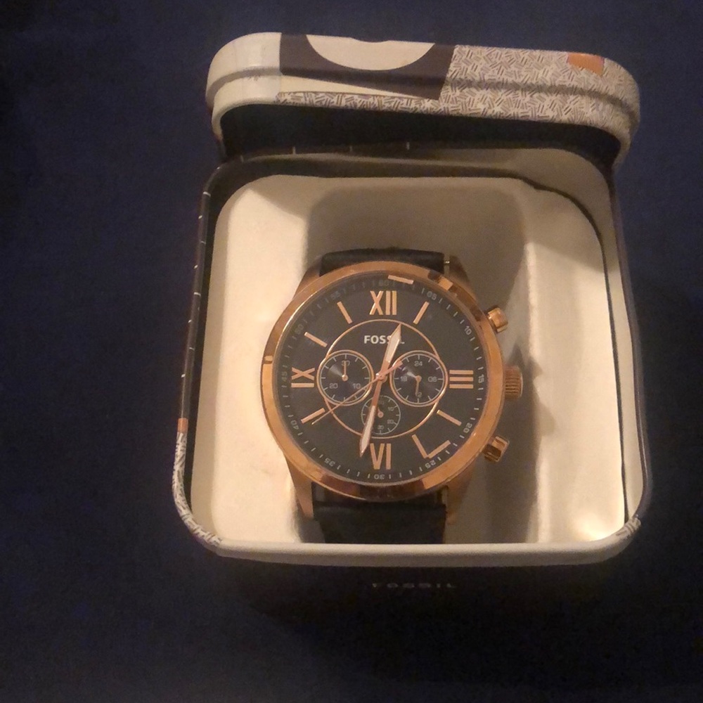 Fossil timepiece